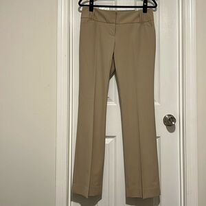The Limited collection size 6 Cassidy fit pants tan